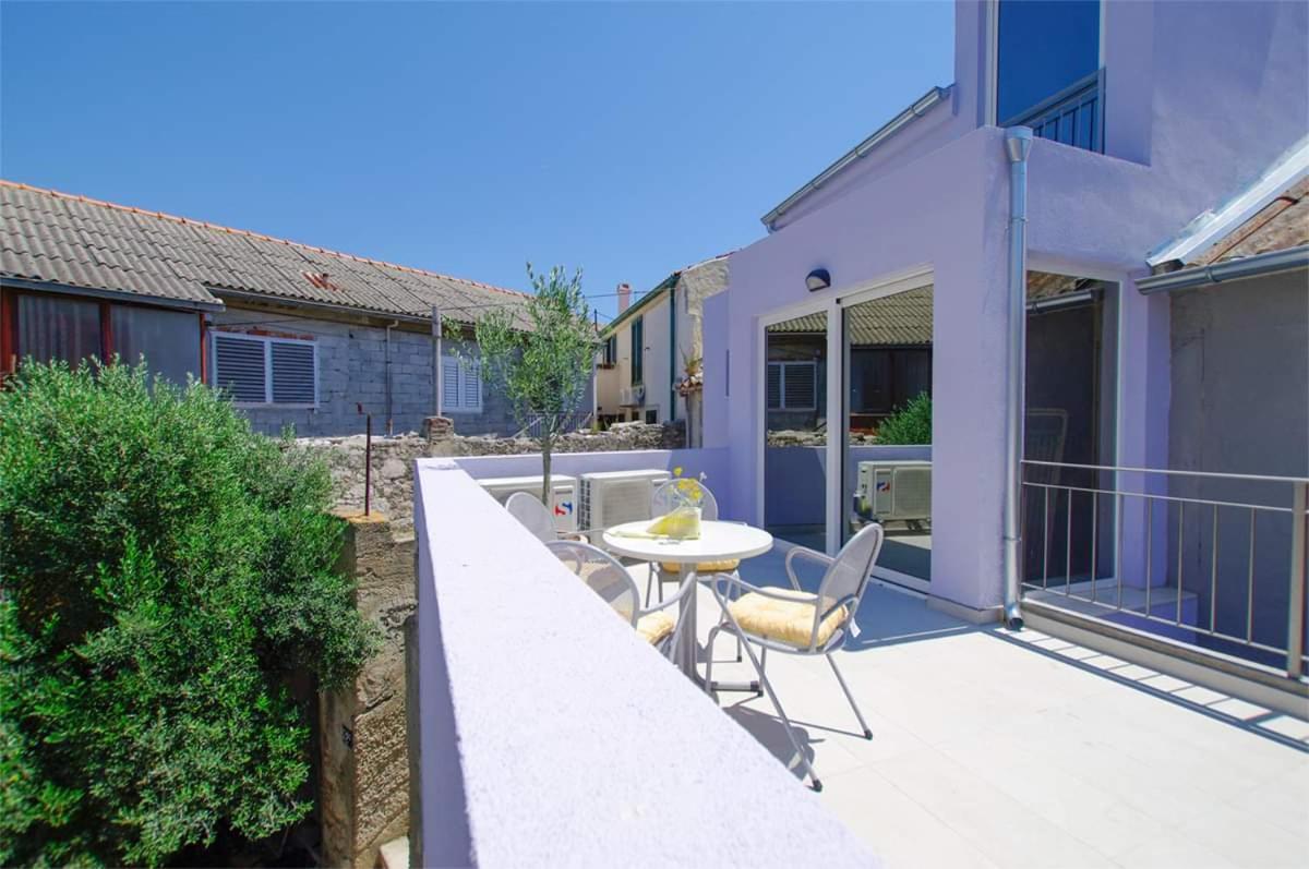 Markov Place Murter Exterior photo